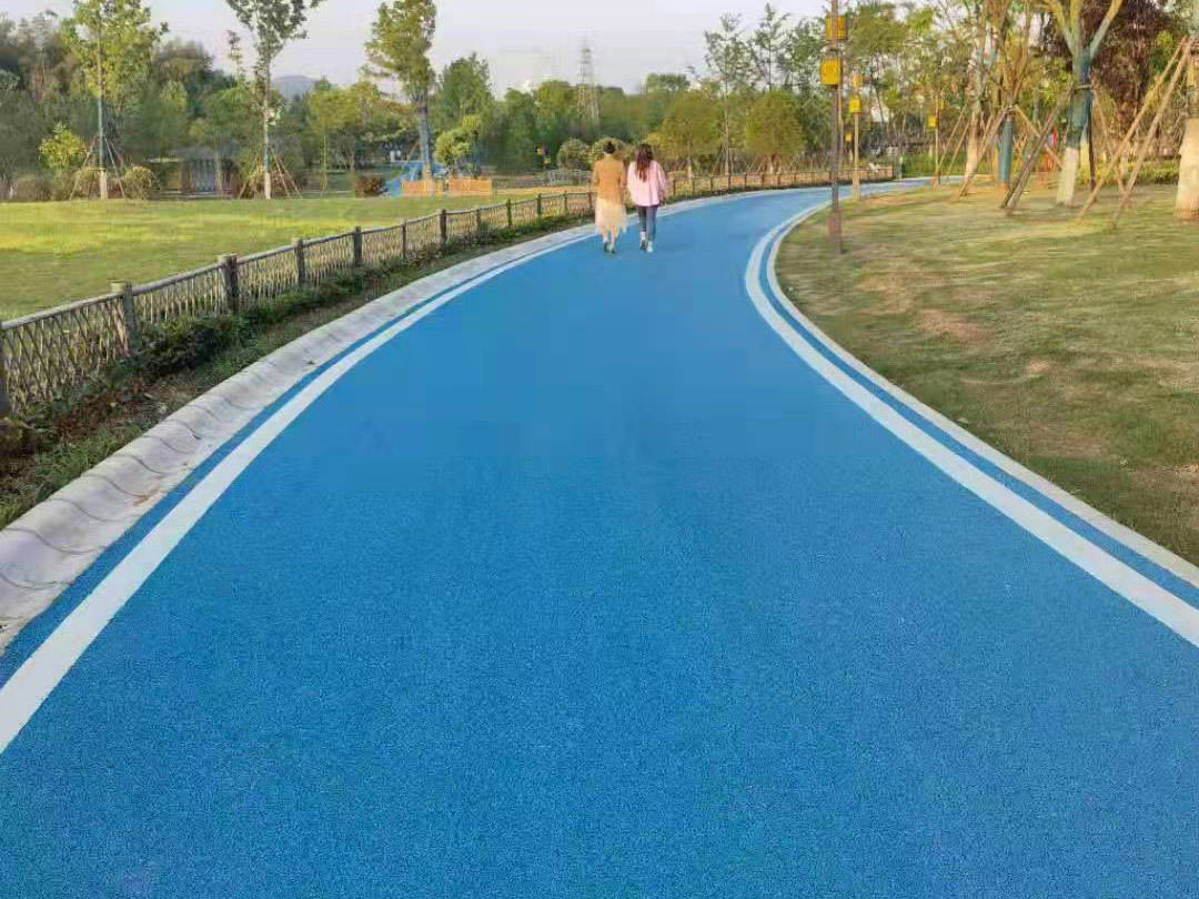 淺談防止彩色防滑路面出現(xiàn)損壞的小竅門有什么